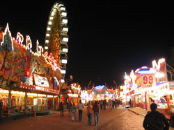 Midway, Hamburger DOM.