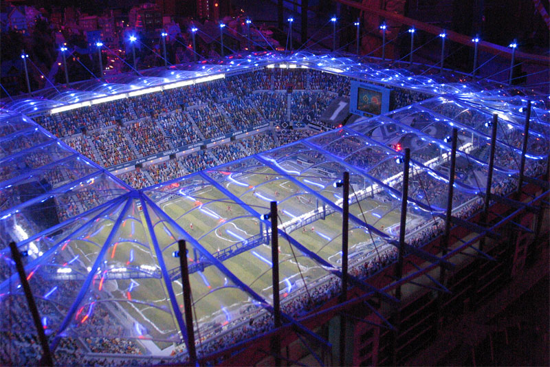 http://www.happybeagle.com/images/hh/miniatur-wunderland/aol-arena.jpg