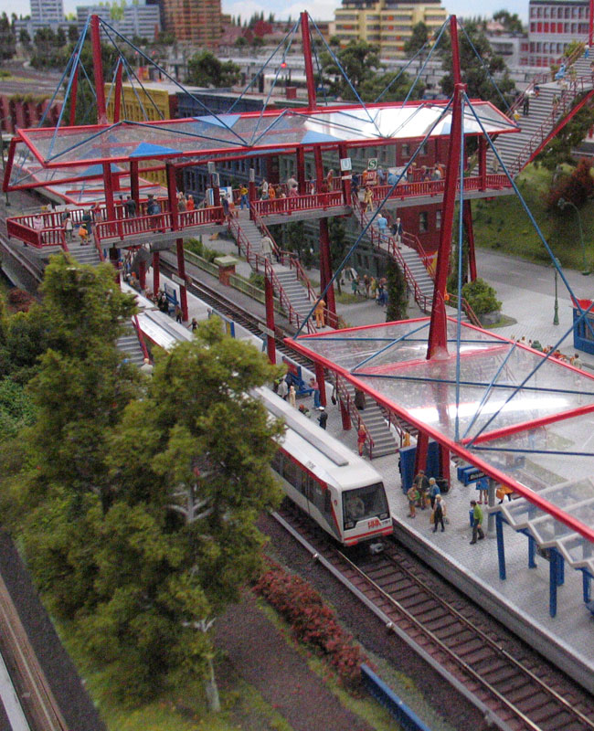 http://www.happybeagle.com/images/hh/miniatur-wunderland/ubahn.jpg